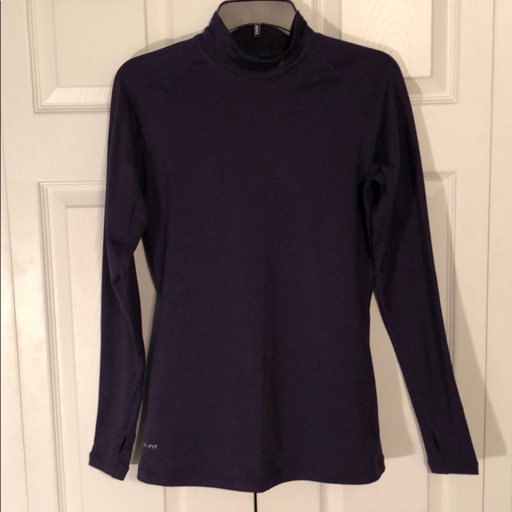 Nike Pro Combat Fitted long sleeve w/ thumb holes